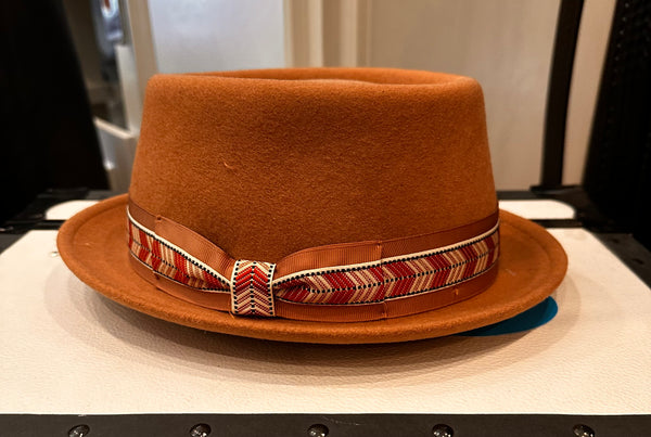 Big Alli Unique Pork Pie Arrow - Caramel