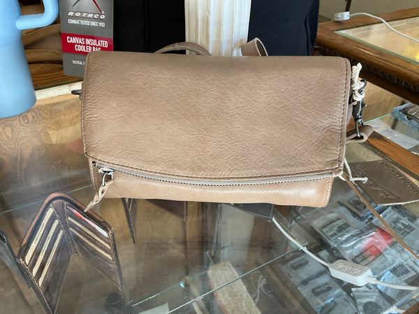 Paul & Taylor 16549 Crossbody Bag