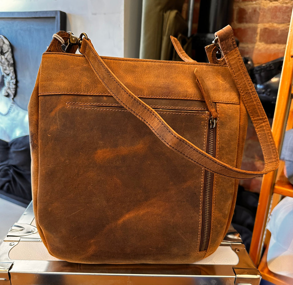 Paul & Taylor (Johns Creeks)16222 Hand Bag