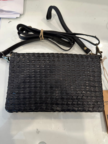 Paul & Taylor 16476 Black Cross Body